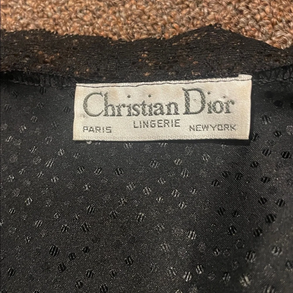 CHRISTIAN DIOR LACE ROBE - Picture 7 of 7